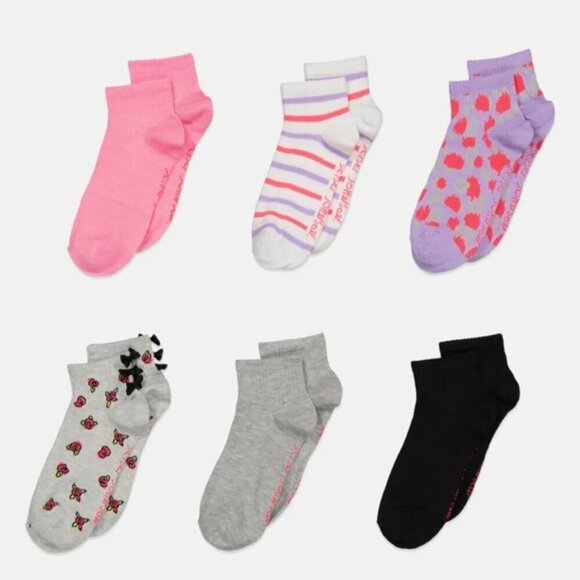 NWT Betsey Johnson Quarter Crew Rose & Bow Socks Pack of Six - Picture 6 of 6
